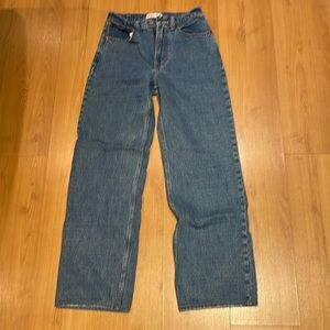 Abercrombie dark wash women’s loose high rise jeans.